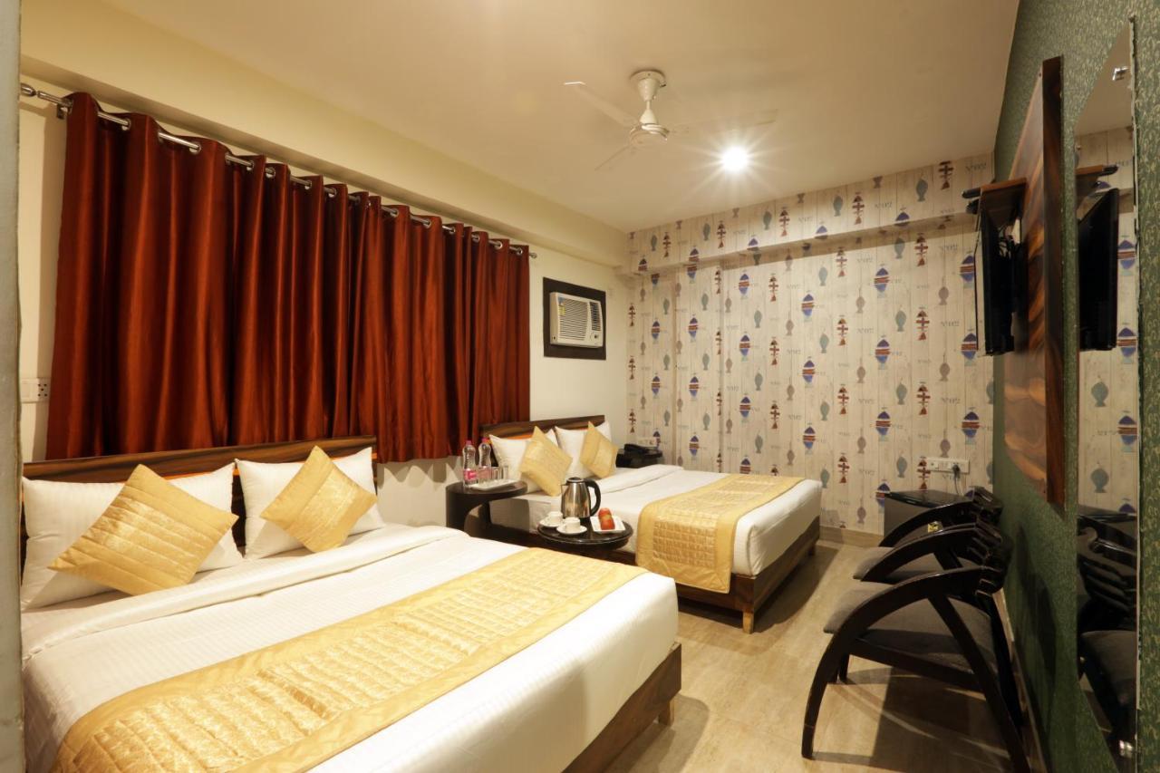 Hotel Green Plaza At Airport Neu-Delhi Exterior foto